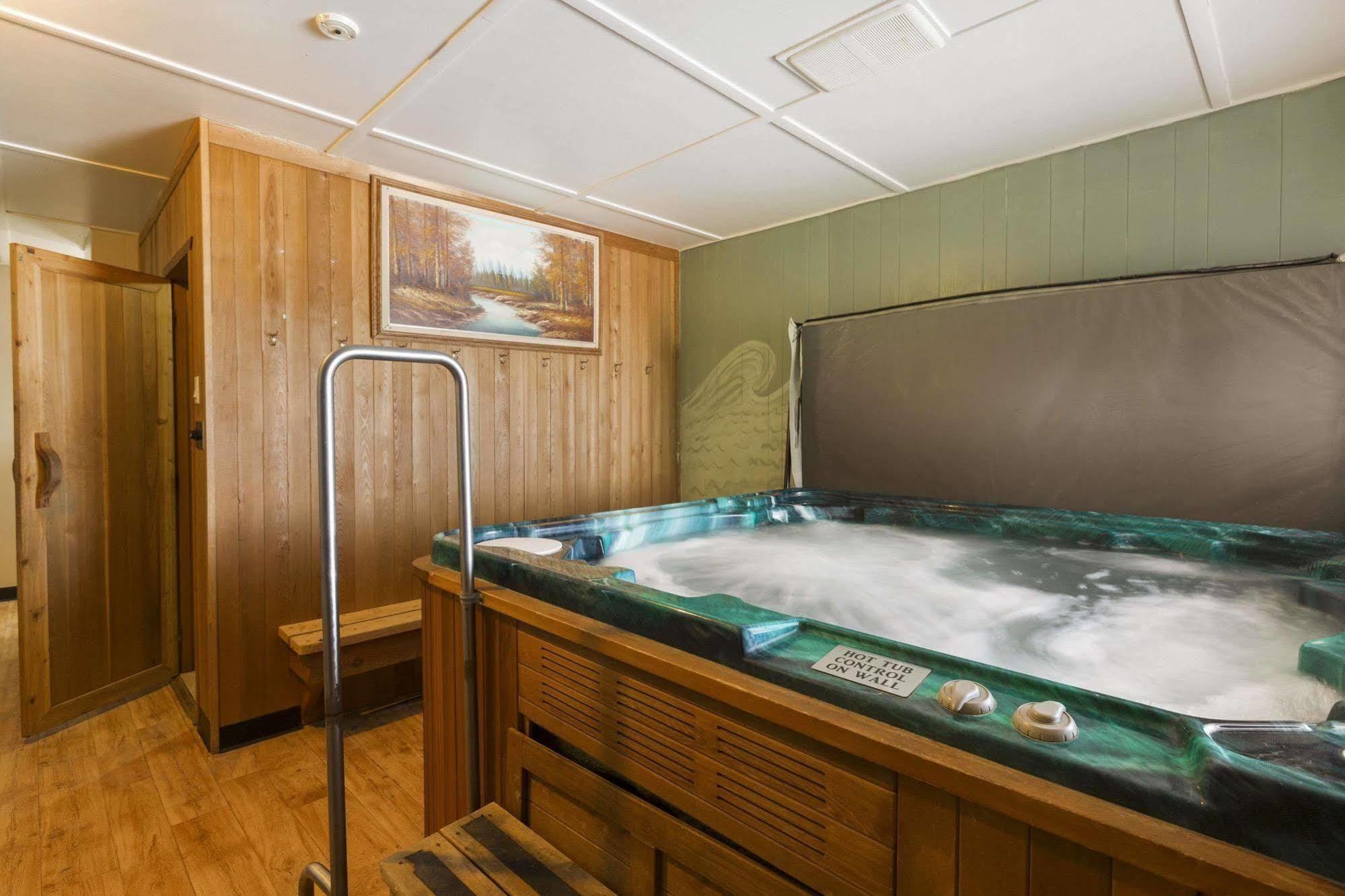 Travel Inn Cochrane Dış mekan fotoğraf